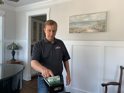 Steps to using a moisture meter to detect mold growth